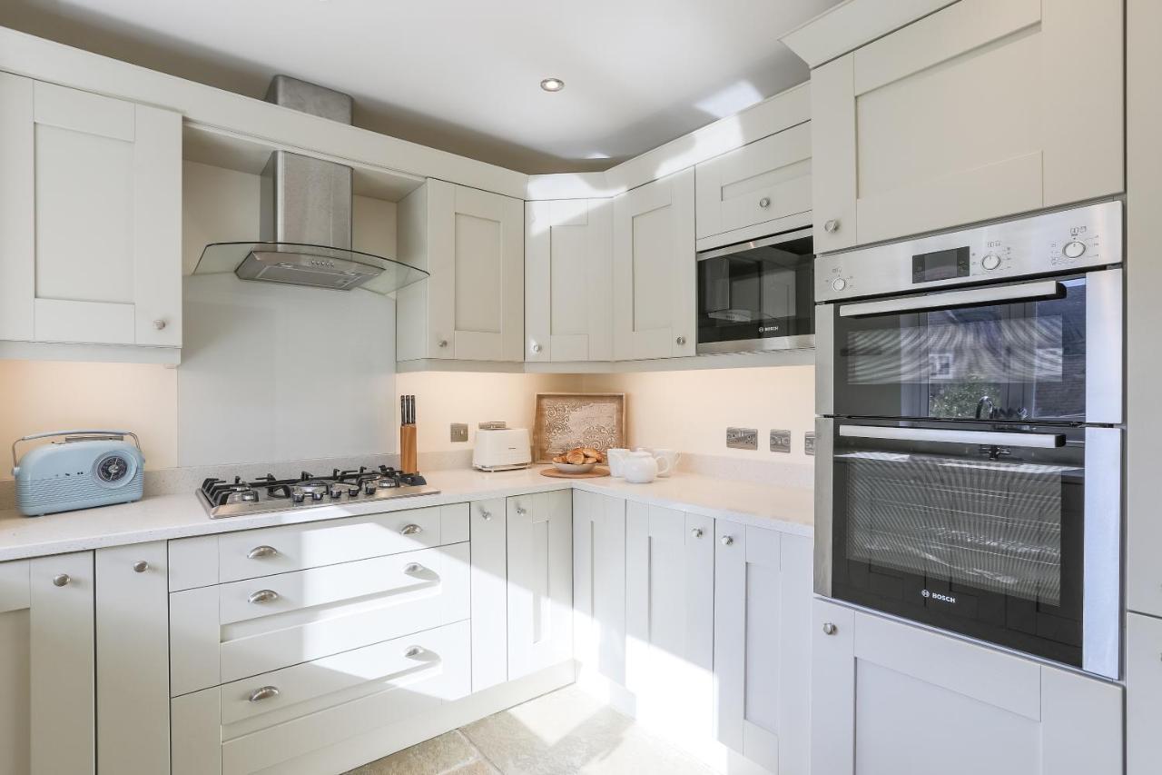 Staddlestone Mews *